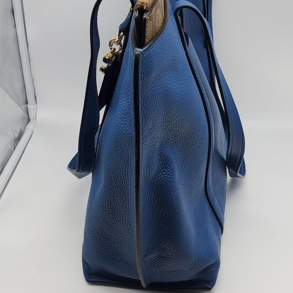 Coach May Tote with Signature Canvas Detail Blue - Picture 4 of 7